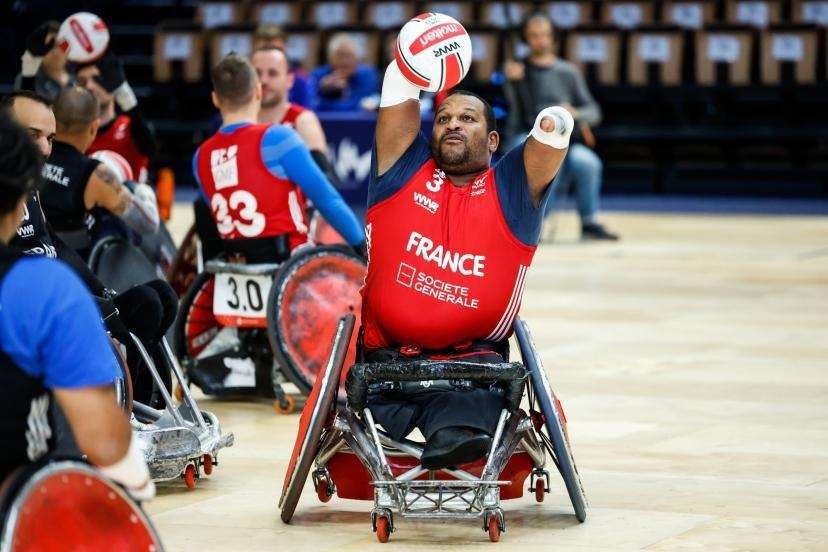 rugby-en-fauteuil-roulant.jpg