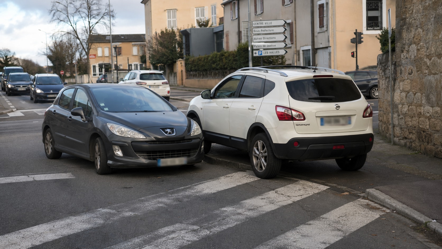 Copie vidéo avec plaques masquées avant partage d'un incident routier